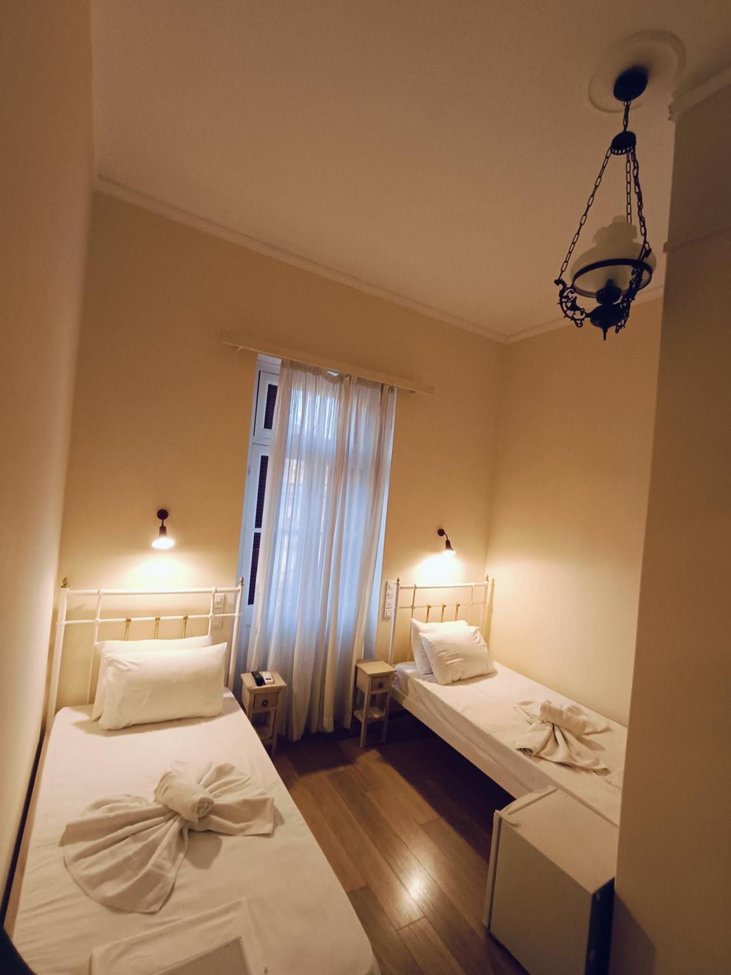 Anesis Hotel Loutra Edipsou  Eksteriør billede