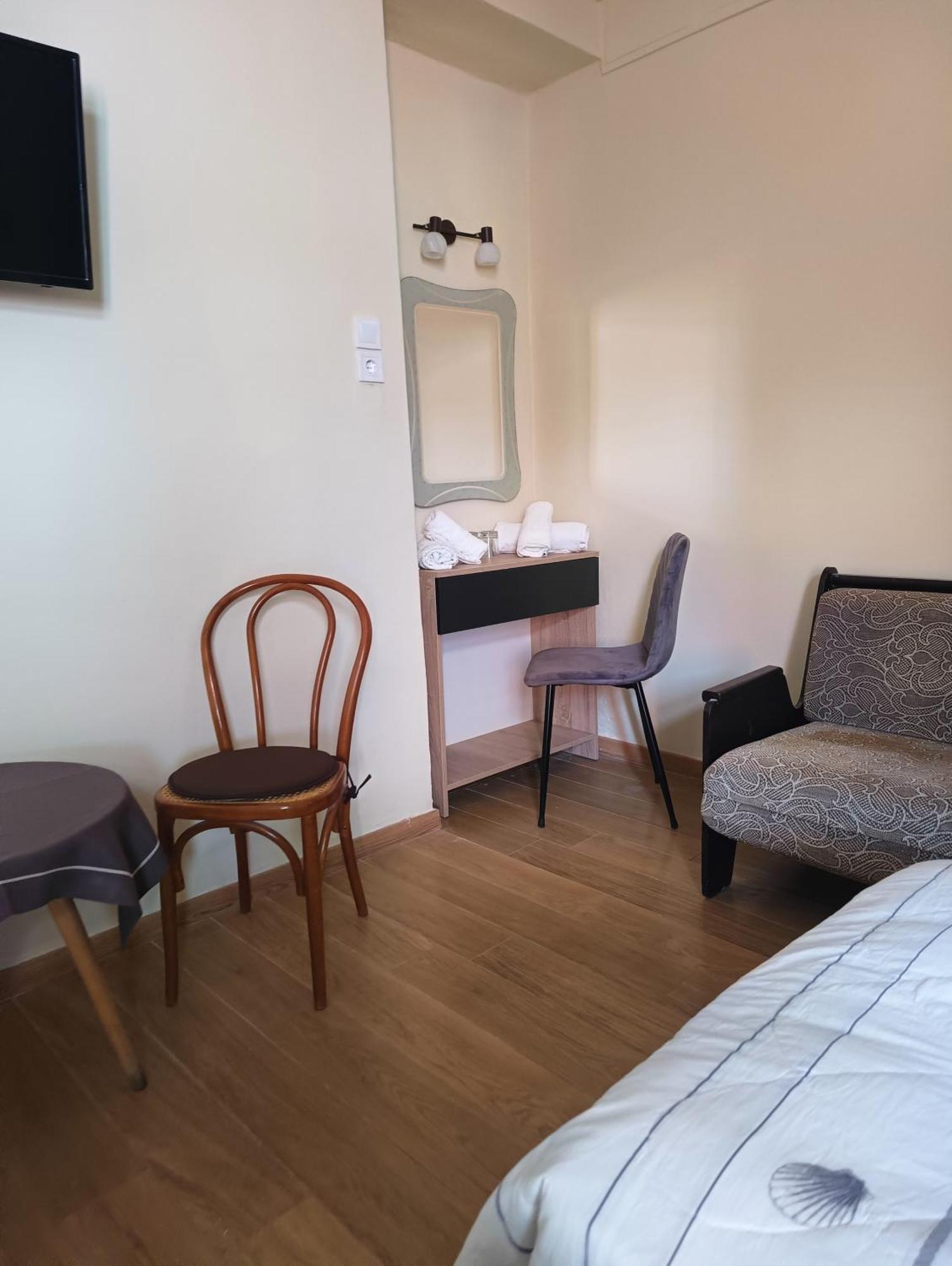 Anesis Hotel Loutra Edipsou  Eksteriør billede