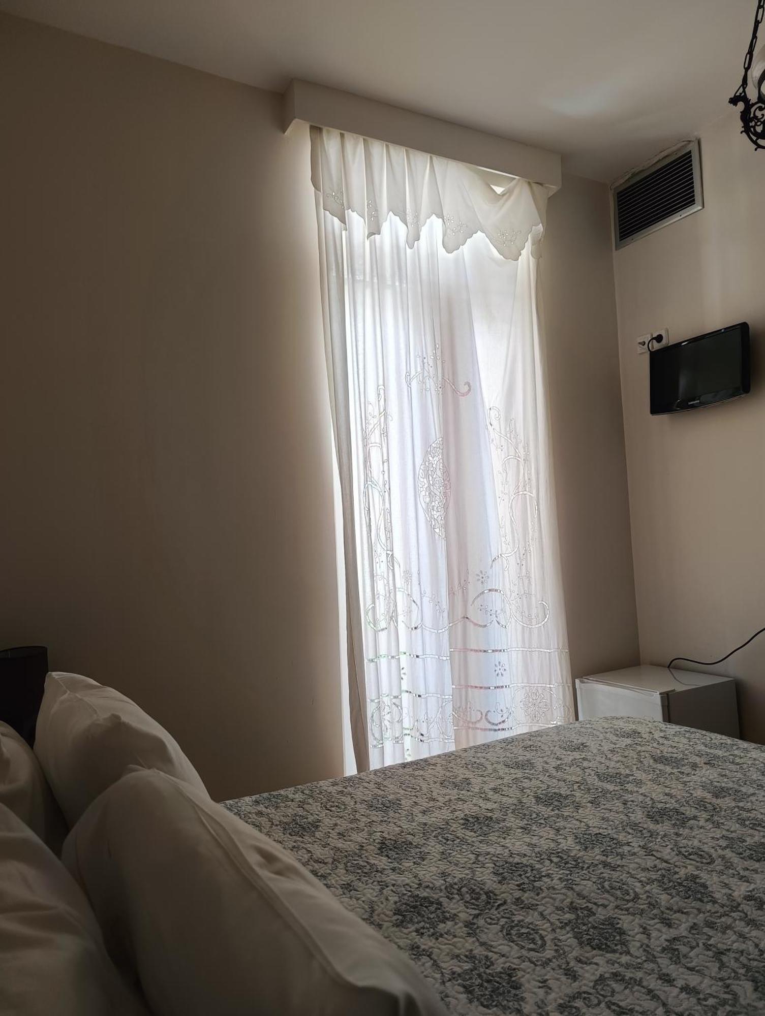 Anesis Hotel Loutra Edipsou  Eksteriør billede