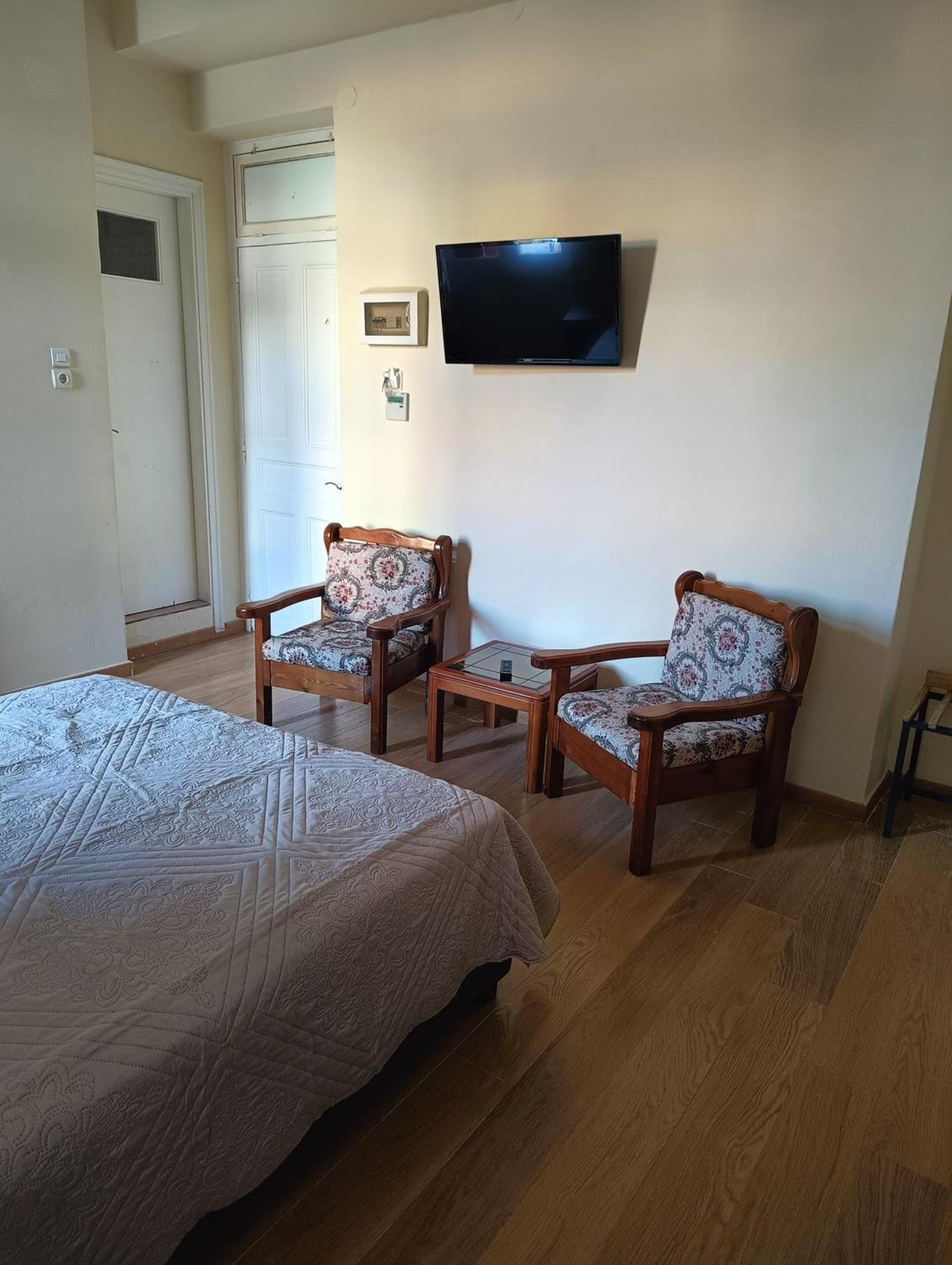 Anesis Hotel Loutra Edipsou  Eksteriør billede